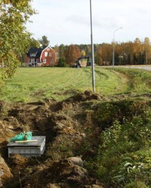 Grävning för Jerry O, Magnus E, Henry L och Siri S-W