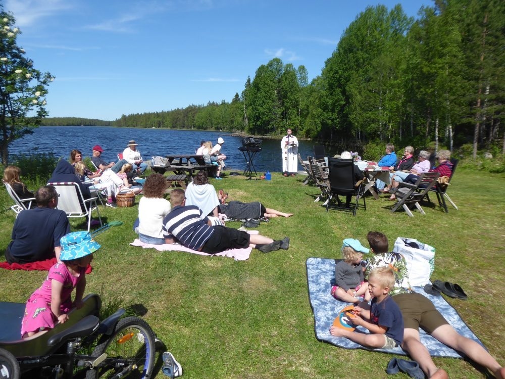 Vårgudstjänst skön stund